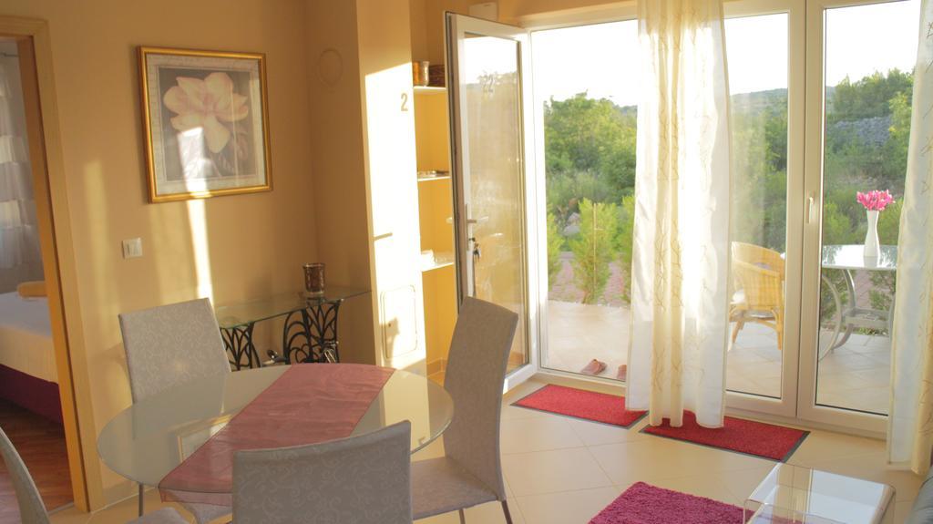 Apartment Soni A4 Krk Town Buitenkant foto
