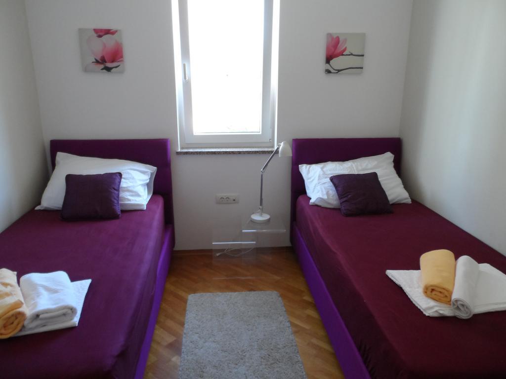 Apartment Soni A4 Krk Town Buitenkant foto